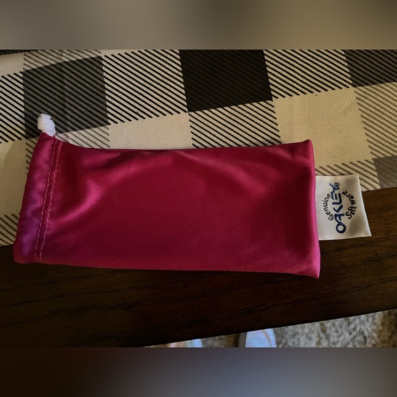 Kids lime green REAL Oakley sunglasses! Xxs never been worn! Brand new - Picture 12 of 14